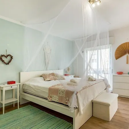 The Happy Terrace - Center Апартаменты *