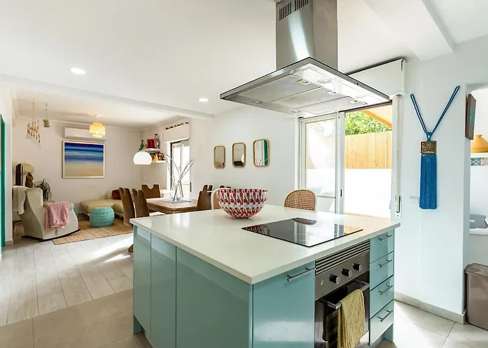 The Happy Terrace - Center Apartment